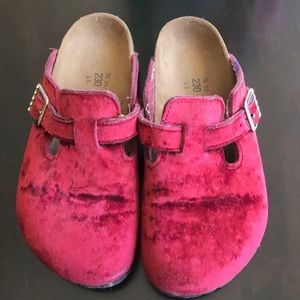 Red Velvet Clog Birkenstock shoes size 35/36